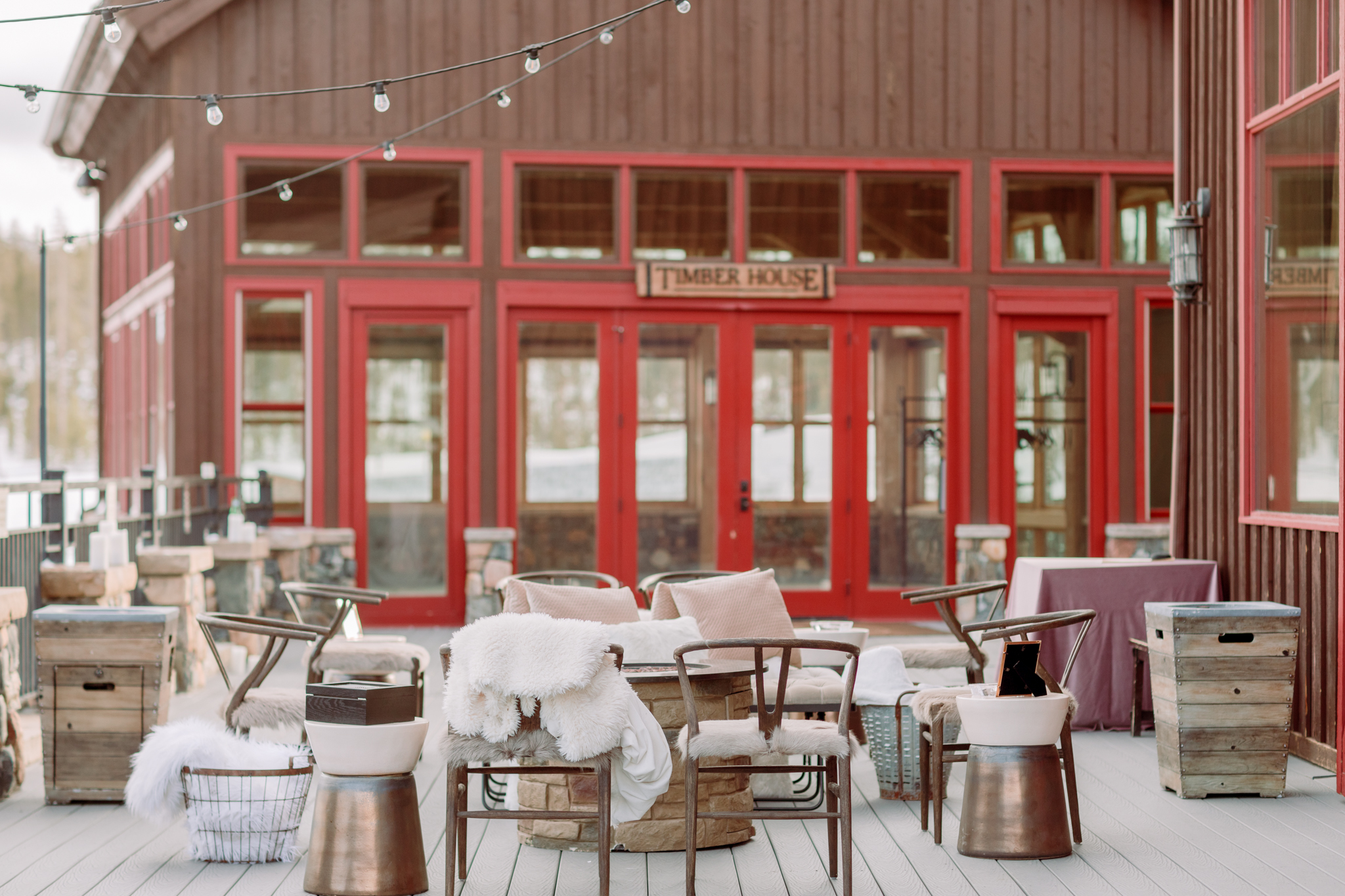 Devils-Thumb-Ranch-Tabernash-Colorado-Winter-Outdoor-Wedding-Lounge-Timber-House