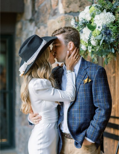 kaylyn and carson welcome party ski chair florals