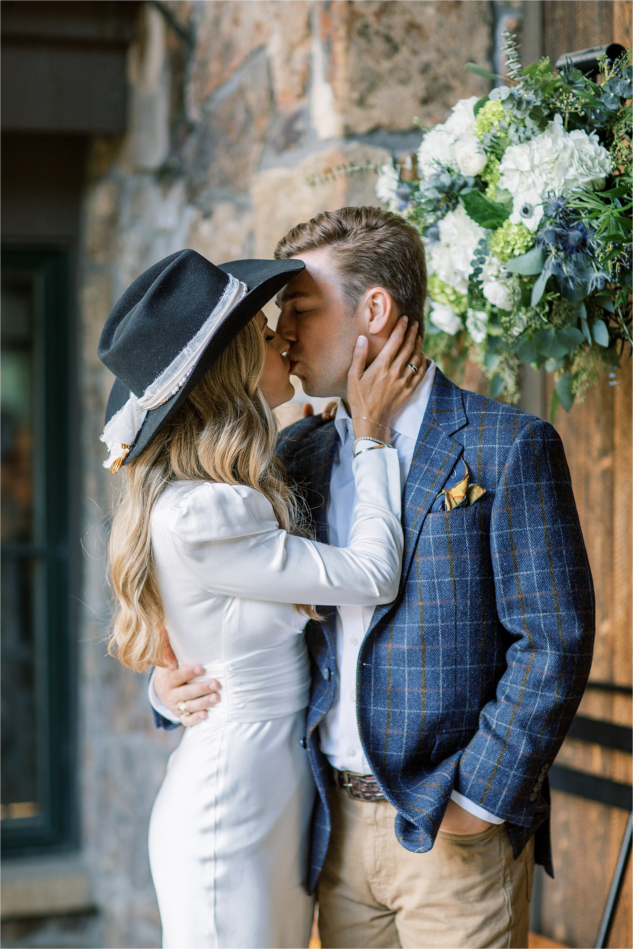 kaylyn and carson welcome party ski chair florals